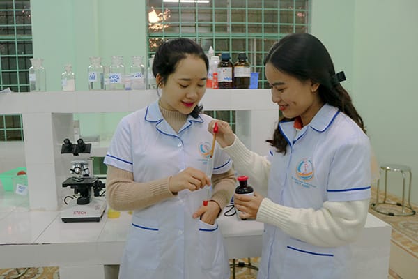 Cao đẳng Xét nghiệm Cần Thơ đào tạo trong bao lâu?